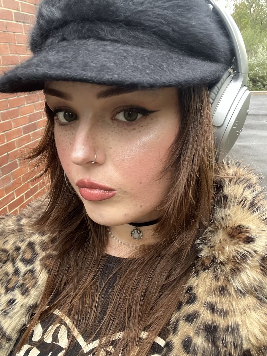 boneified hottie tweet media