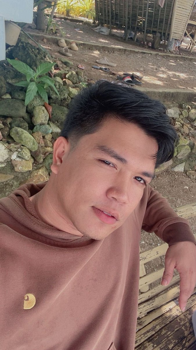 itsMejAyDump tweet media