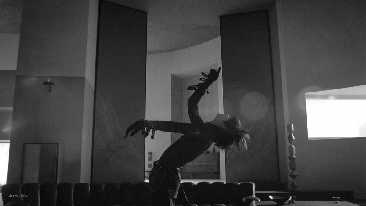 straykidsfilm's tweet image. Stray Kids: DO IT