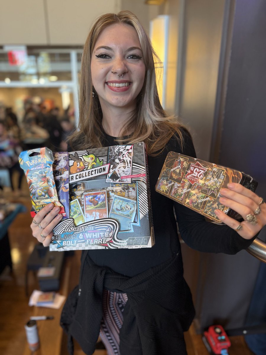 We had a ton of fun yesterday back at College of the Holy Cross for our bi-monthly Mixer. 

William was the big winner of our Treyveon Henderson RPA door prize! 

#worcesterma