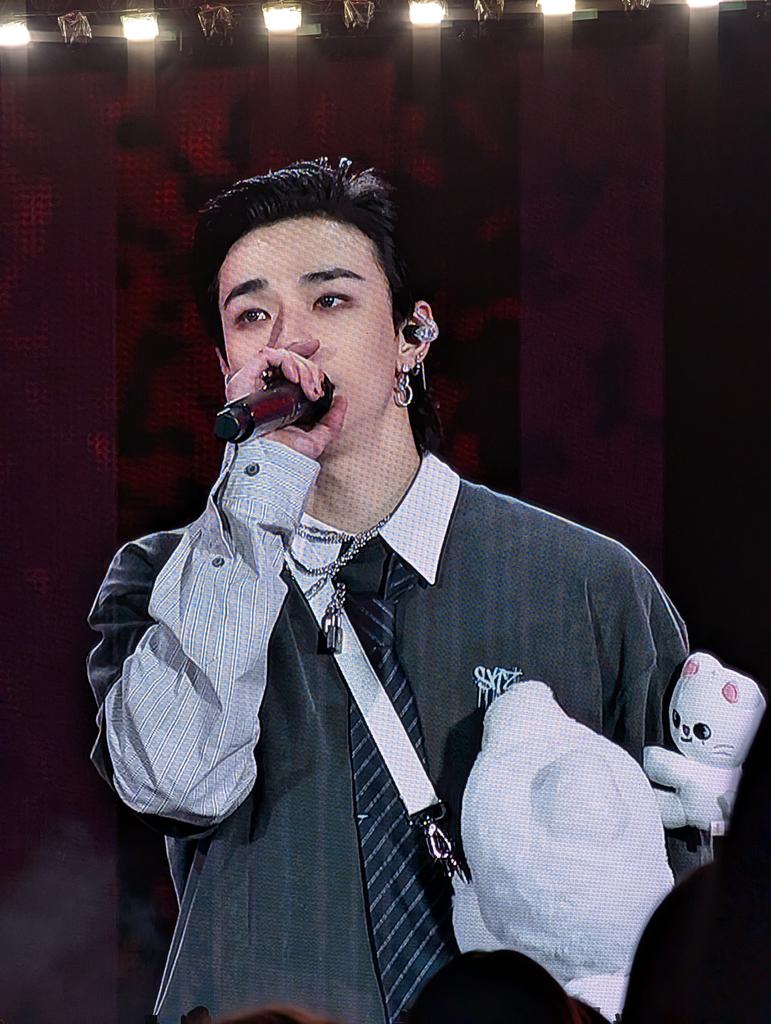 Hyune don't cry 😭 
#dominATE_celebrATE