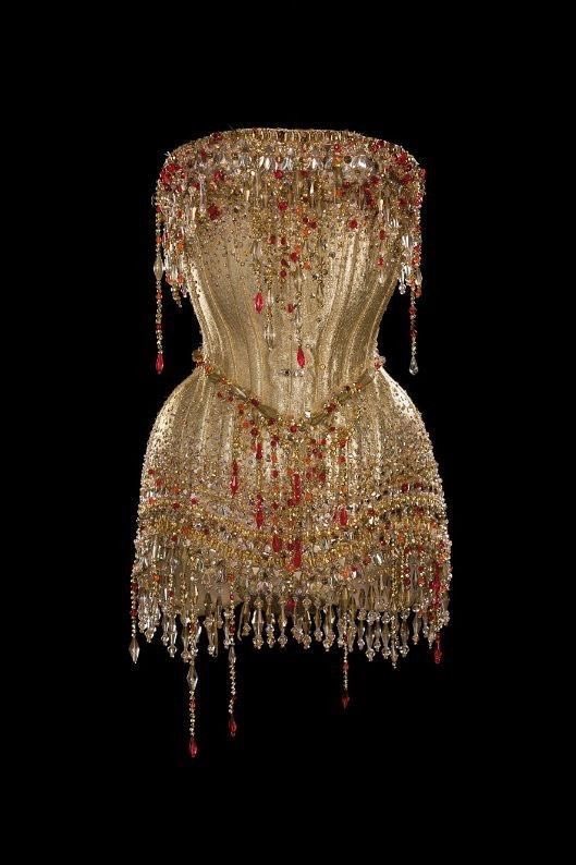 Taylor would eat in this