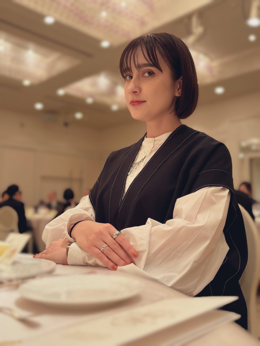 エミリ/ HONEBONE tweet media