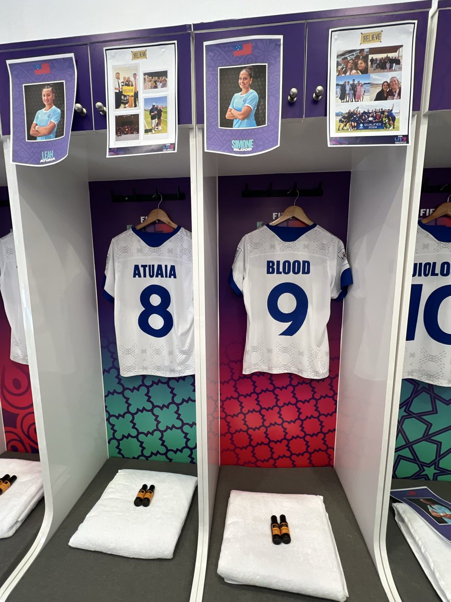 Simone Blood tweet media