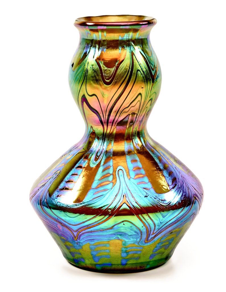 Art Nouveau vase from 1905 by Loetz, Austria.