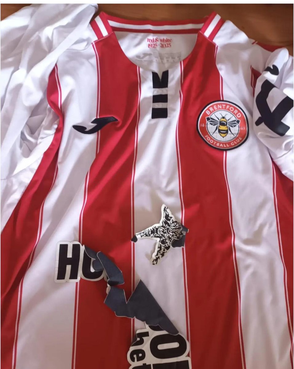 Brentford Shirts tweet media