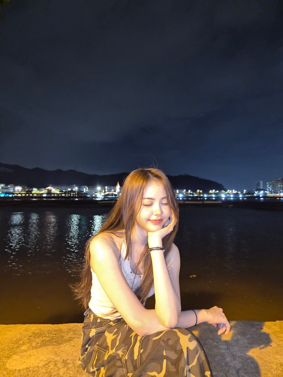H2H_CRMN's tweet photo. 🤍😉
#CARME #카르멘 https://t.co/z7LV6ji3pW