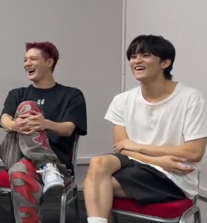 remermarkram's tweet image. ดุมั้ย                                             ดุนิดเดียวจ้า