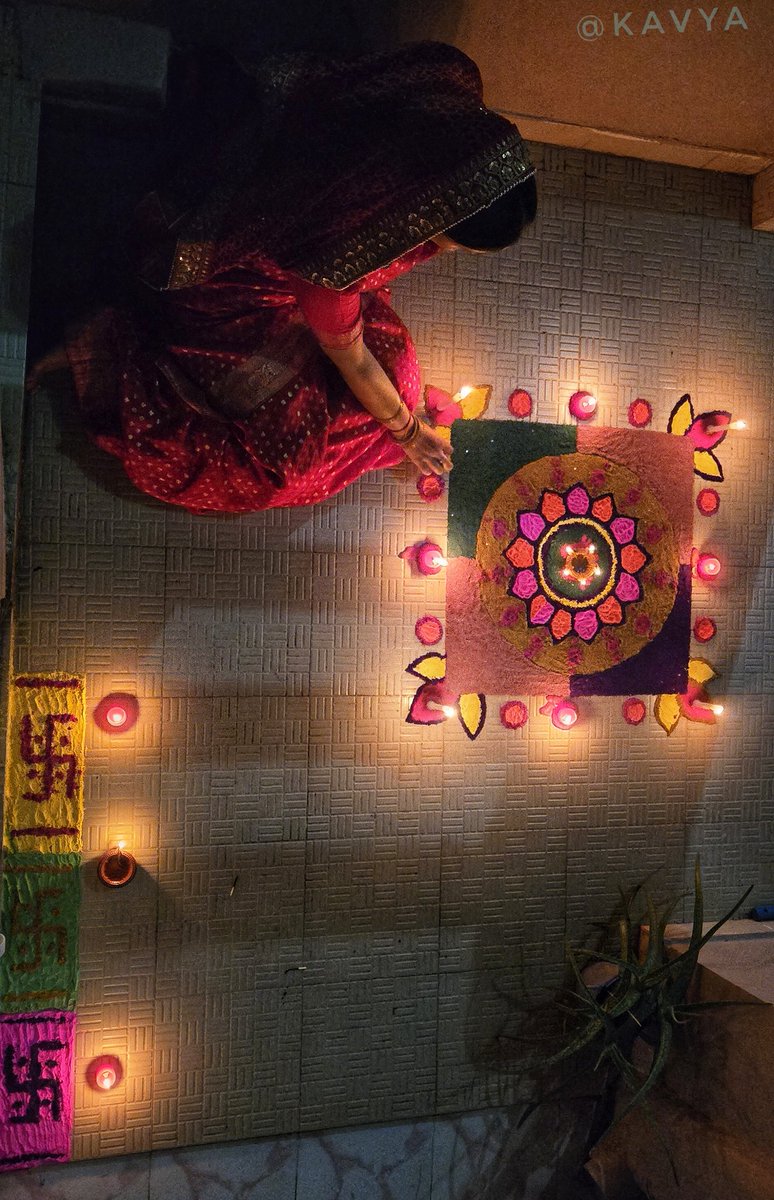 KavyaGarg_'s tweet image. Theme: Deepawali ❤️
Share/QP with you Rangoli, Diyas, Light, crackers...
Freshly made today after 4 hours of hard work!
May Mata Lakshmi come to every home and your X account as well, bringing prosperity, peace, and endless light.
#Theme_pic_india_festivals