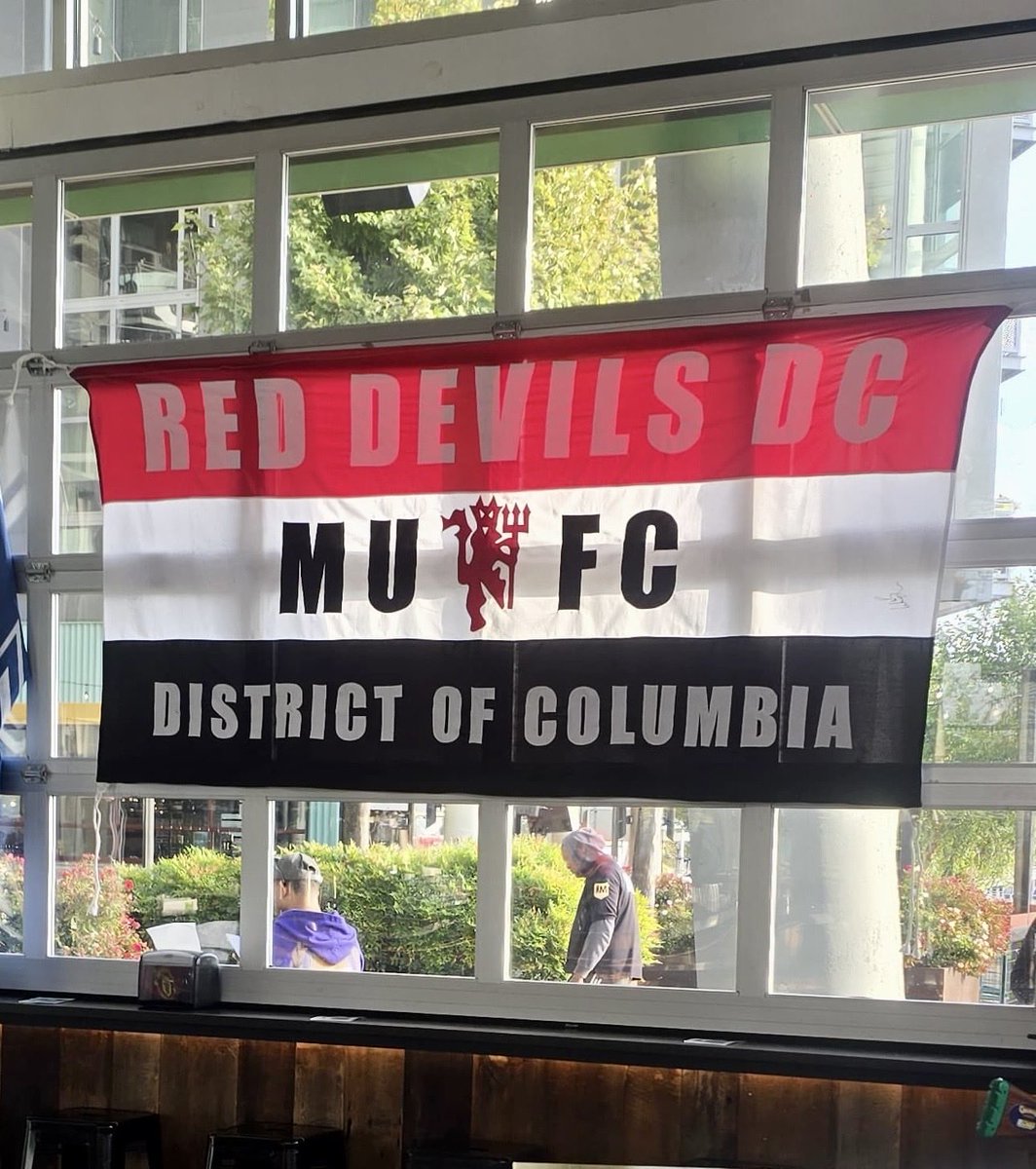 RedDevilsDC's tweet image. Doors are open here at Solace Outpost, Navy Yard.

United at Liverpool, kickoff 11:30am.

Get in early, bring those voices, back the lads and drink at the Red Devils DC lager!

COME ON UNITED! 🔴⚪️⚫️

#MUFC #RedDevilsDC #DC #DMV #UTFR #YSB