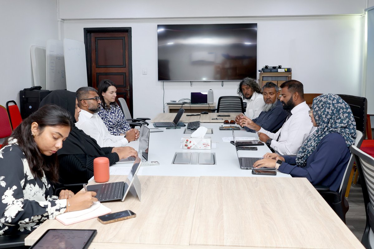 The @worldbank supervisory mission for D'MADD Project meets with the <a href="/ERA_Maldives/">Environmental Regulatory Authority (ERA)</a> to discuss how the project can support their digital data management plans that will in turn support the Data Platform for #ClimateAction
