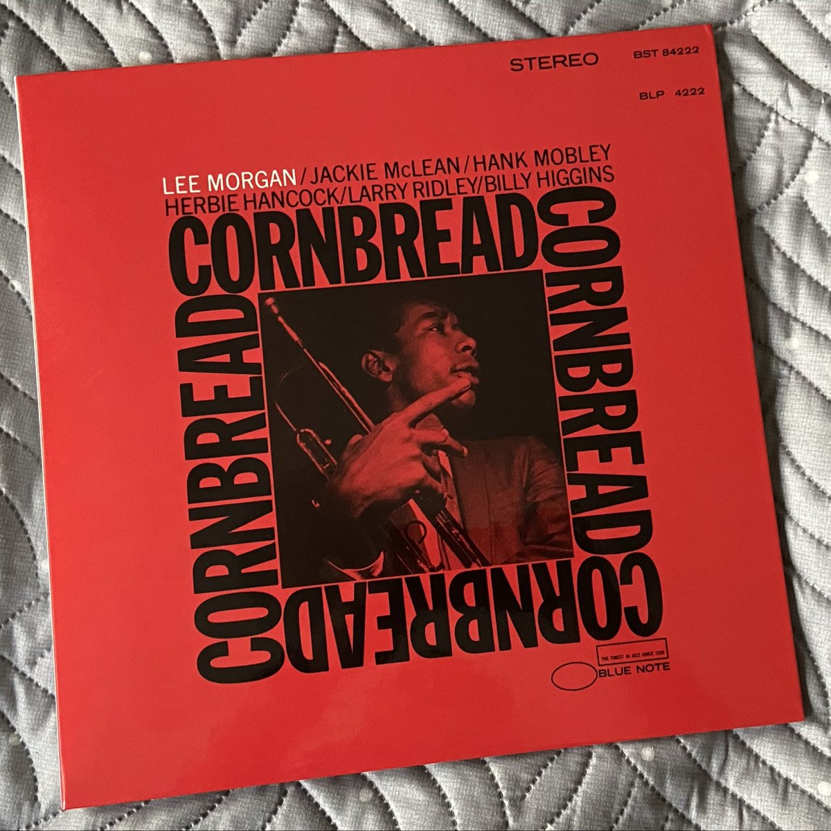 manik_sakin's tweet image. #Cornbread by #LeeMorgan

Lee Morgan tp
Jackie McLean as
Hank Mobley ts
Herbie Hancock p
Larry Ridley b
Billu Higgins d

#lp #vinyl #vinyljunkies
#jazz #hardbop
#sundayjazzclub

youtube.com/watch?v=98IWJD…
