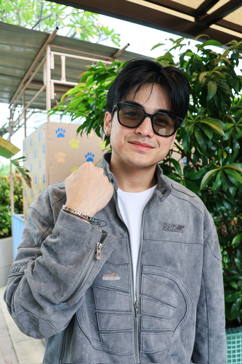 Suot ni Papa P... ay ni will pala 😝

After ibigay yung gift sa kanya, sabi nya "Sayang wala si Ate Klang" 🥺🥲