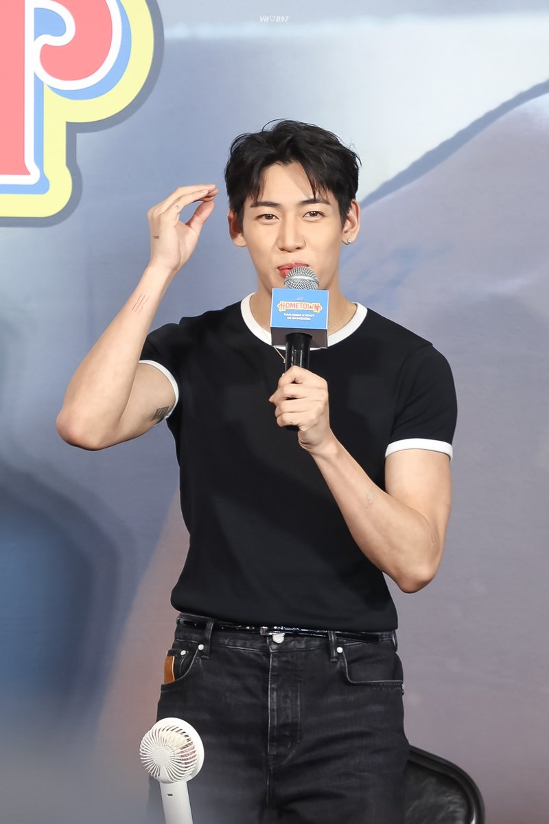 251019

riBBon ⋆. 𐙚 ˚ <a href="/BamBam1A/">BamBam</a>
#BamBam #뱀뱀 #GOT7⁠ #갓세븐
#BamBamFanSignCafeEVENT