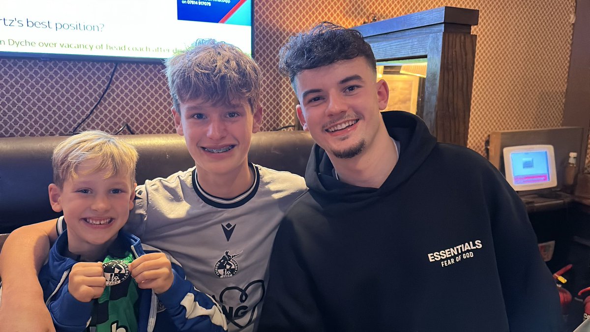 Seamus Brennan (@shay1808b) on Twitter photo After watching that game yesterday little grandson still holds his badge proud. A lifetime of torment incoming <a href="/Official_BRFC/">Bristol Rovers</a> #utg After watching that game yesterday little grandson still holds his badge proud. A lifetime of torment incoming <a href="/Official_BRFC/">Bristol Rovers</a> #utg