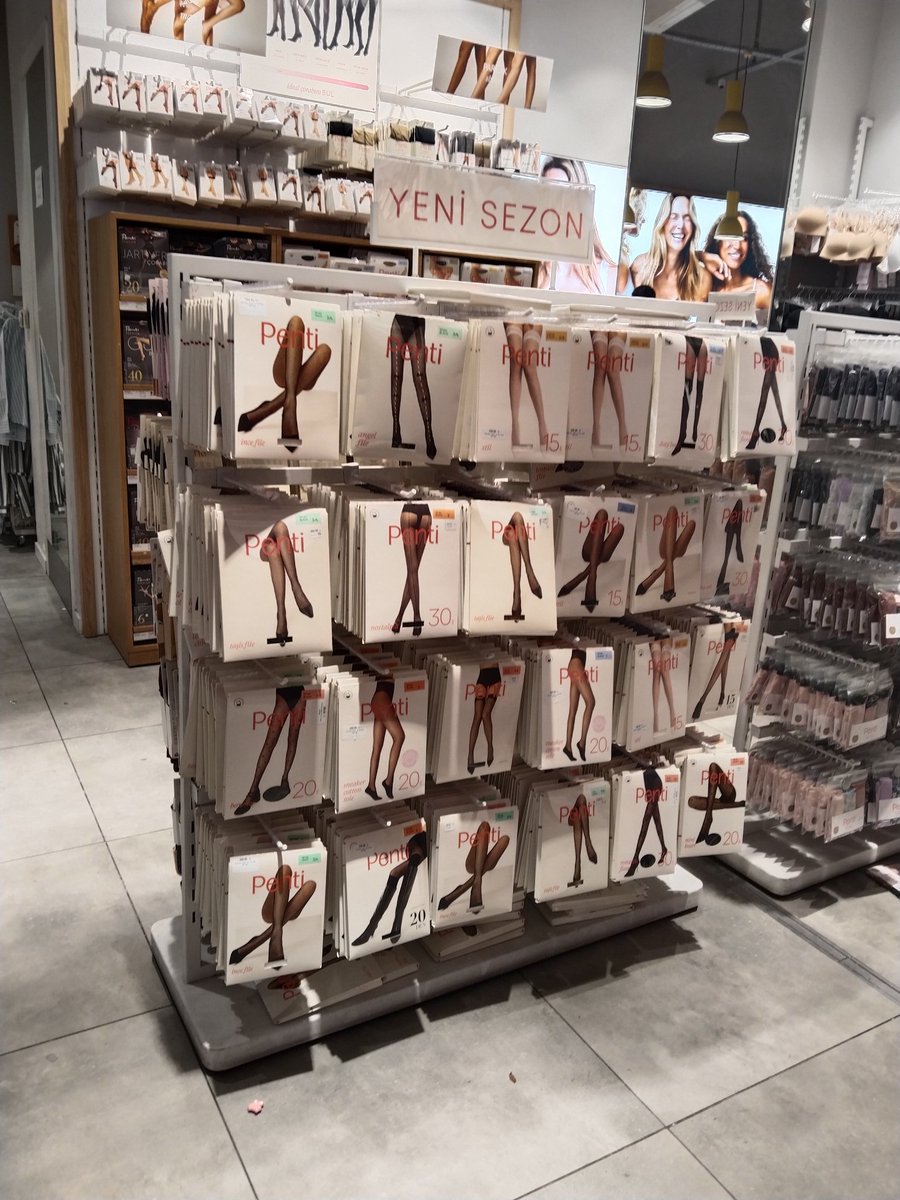 Tüm çorap severlere ithafen...
🦵🏻🧦👣👠💃🏻