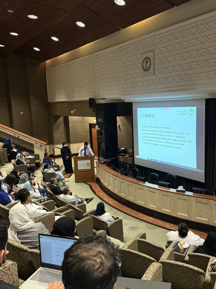 عـــــمرو tweet media