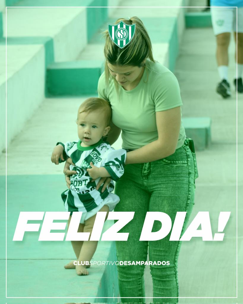 💚 𝓜𝓪𝓭𝓻𝓮 𝓱𝓪𝔂 𝓾𝓷𝓪 𝓼𝓸𝓵𝓪... 𝔂 𝓬𝓪𝓶𝓲𝓼𝓮𝓽𝓪 𝓽𝓪𝓶𝓫𝓲𝓮𝓷.. 💚
Gracias por enseñarnos a amar estos colores desde siempre.

¡Feliz día de la Madre! 🇳🇬