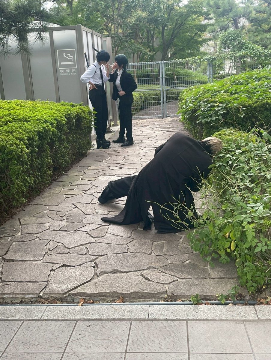 現実
ガチ体勢の岸辺