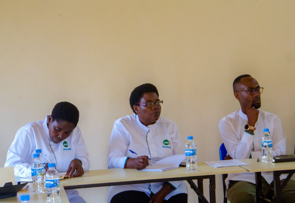 avsirwanda's tweet photo. @AVSIRwanda staff in the Distance Support Program joined training to strengthen their knowledge of the #PACOME approach.
Colleagues from @avsi_d and @FoundazioneAVSI shared insights & a new data system to improve supporters communication with children.
#PeopleForDevelopment https://t.co/Oo9bAT3byh