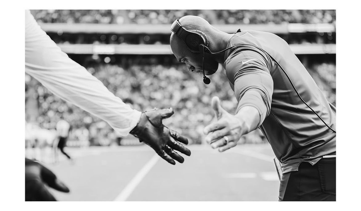 PatTalksTexans's tweet image. In case you forgot 

︎
︎

︎

︎

︎

︎
︎

︎

︎

︎

︎I’ll remind you
︎

︎

︎

︎

︎
︎

︎

︎

︎

︎
︎

︎
︎

︎
︎

︎

︎

︎

︎
︎

︎

︎

︎
that
︎

︎

︎

︎

︎

︎
︎

︎

︎

︎

︎
︎

︎

WE ARE BACK IN ACTION TOMORROW! ❤️‍🔥