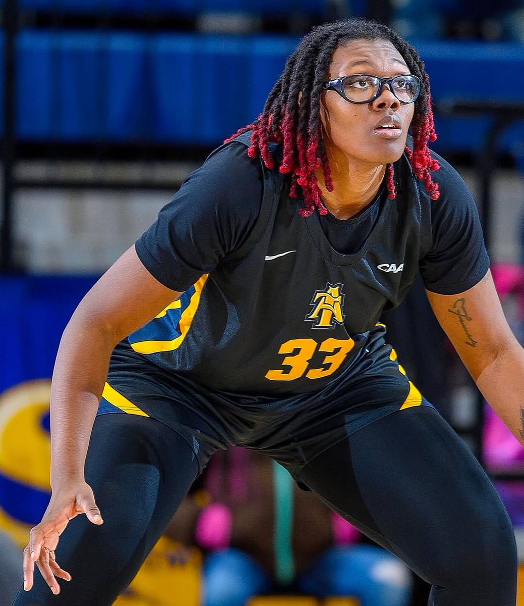hoopheroines's tweet image. #HoopHeroines Players to Watch in 2025-26:
Chaniya Clark | @ClarkChaniya33 | @LadyAggieBall 

10.1 points
7.9 rebounds
1.2 assists
1.6 blocks
25.7 Player Efficiency Rating
106.1 Player Offensive Rating
77.8 Player Defensive Rating
+28.3 Net Rating
