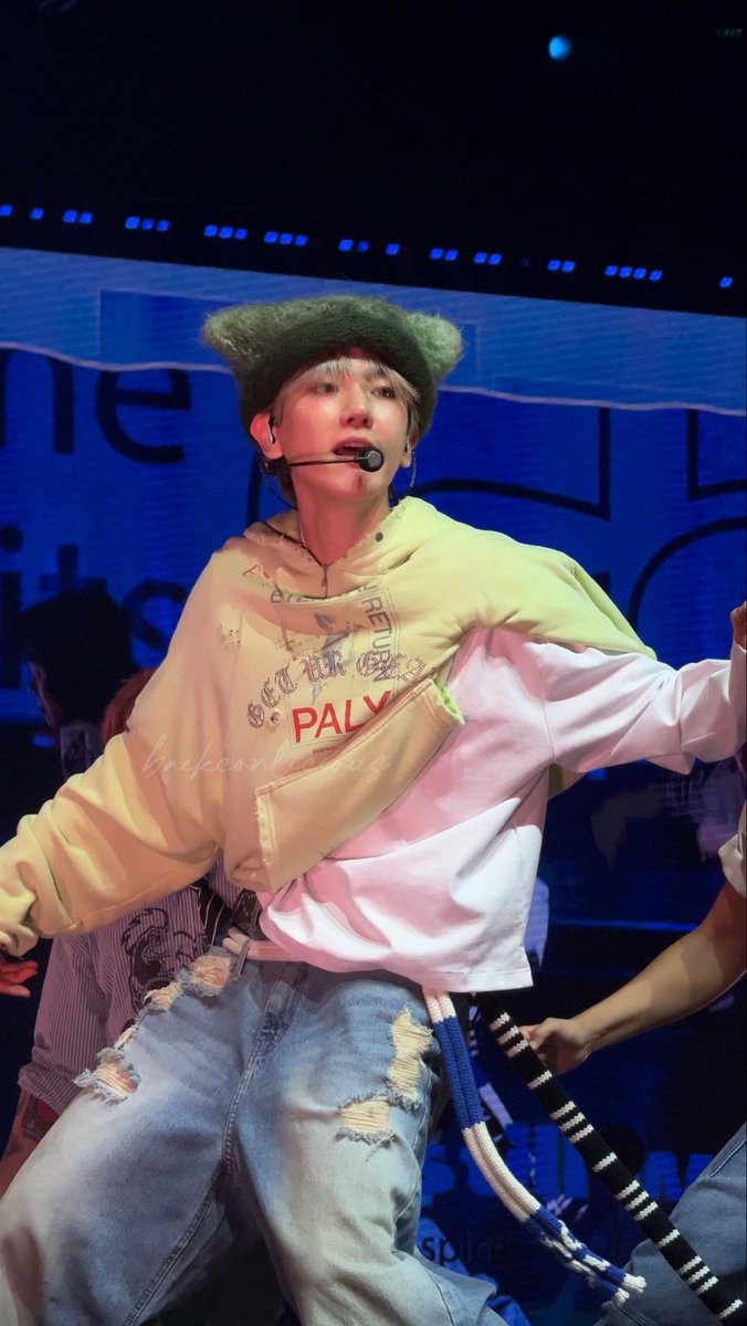 baekconlicious's tweet photo. Snaps from Reverie in Manila. 101825.
#BAEKHYUN_WORLDTOUR_Reverie #baekhyun_reverie #reveriemanila https://t.co/2CYRrS2Jj9