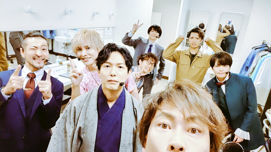 そして、ご来場の皆さま、有り難うございました＼(^o^)／

夜公演前にBチームの皆で♪
#kiramune
#リーライ
#アラタマフェンス
#岡本信彦
#神谷浩史
#代永翼
#保住有哉
#堀江瞬
#市川太一
#竹内良太
#置鮎龍太郎

次の東京公演は立川！！
11/2(土)Aチーム、3(日)Bチームとなります‼️