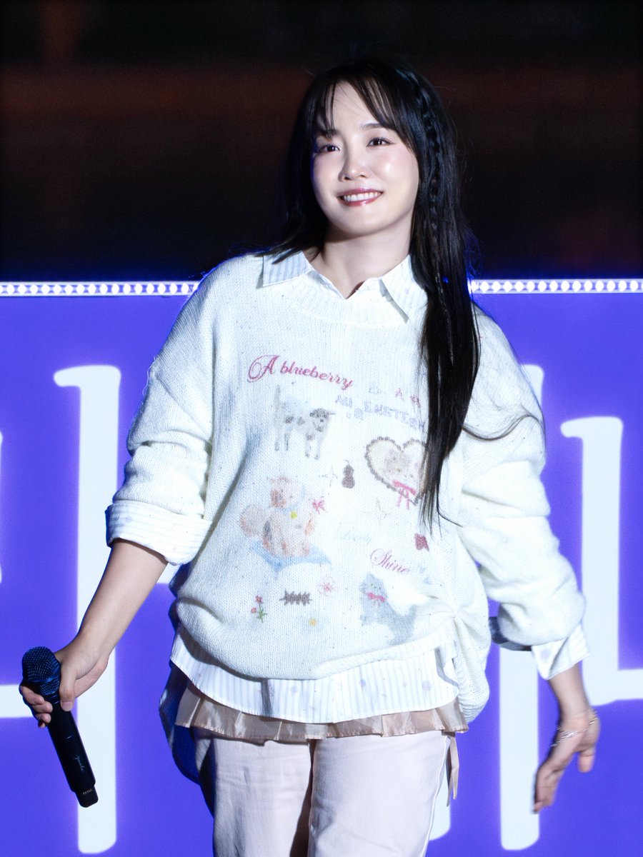 ddo_bang's tweet photo. 251018 2025 김포 라베니체 축제
#윤하 #YOUNHA https://t.co/yLDmo70FIK
