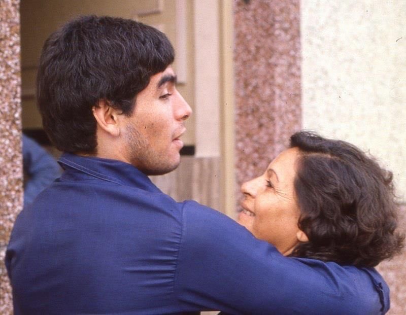DiezPerfecto_10's tweet photo. Día de la Madre es todos los días https://t.co/0oXWb2b6xR