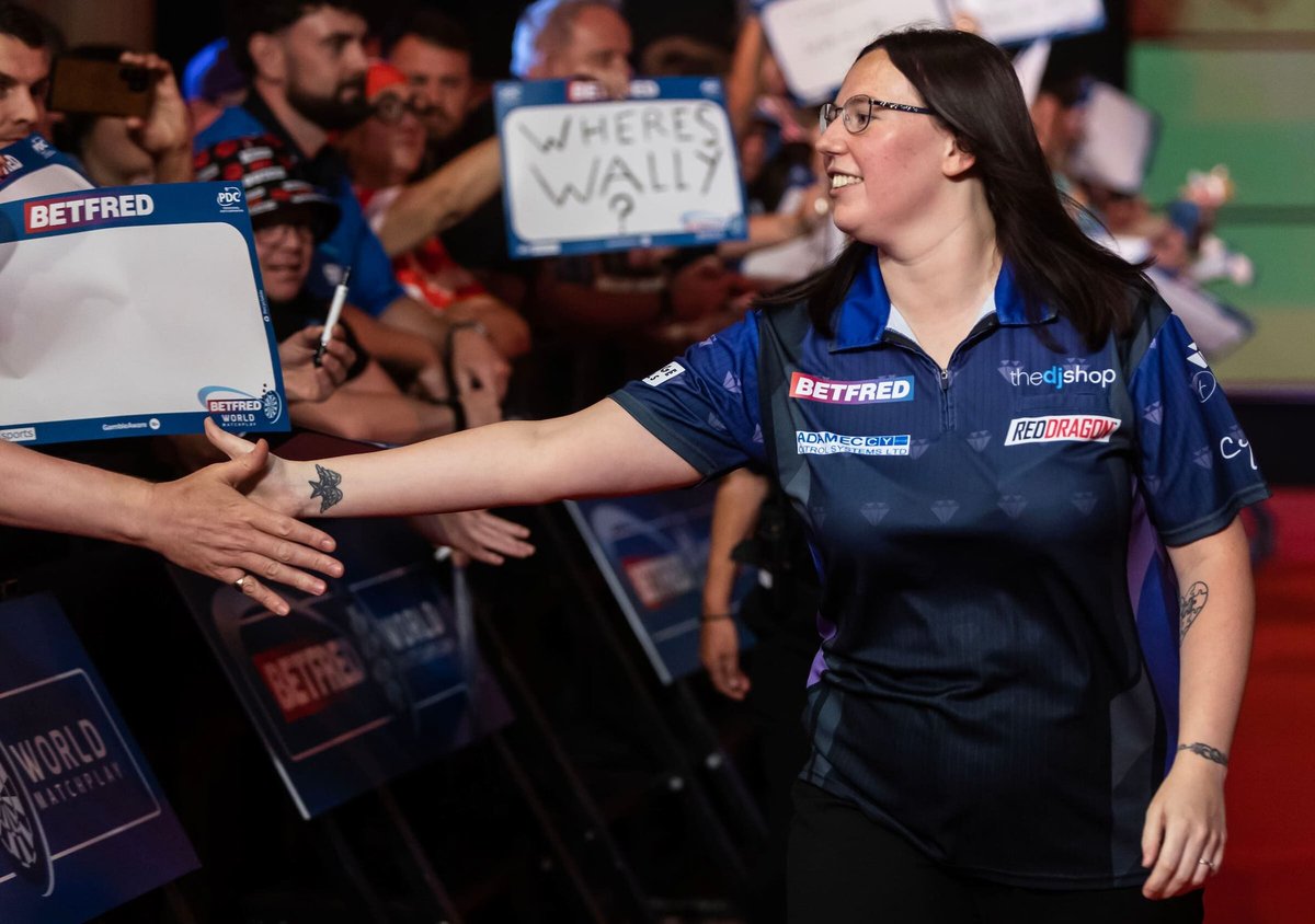 ⭐🏴󠁧󠁢󠁥󠁮󠁧󠁿 Gemma Hayter has qualified for her first PDC World Darts Championship.

After finishing 6th on the Women's Series in 2024, the 32-year-old has improved this year by finishing 5th. Her debut at the Women's World Matchplay will now be followed by a first trip to London.