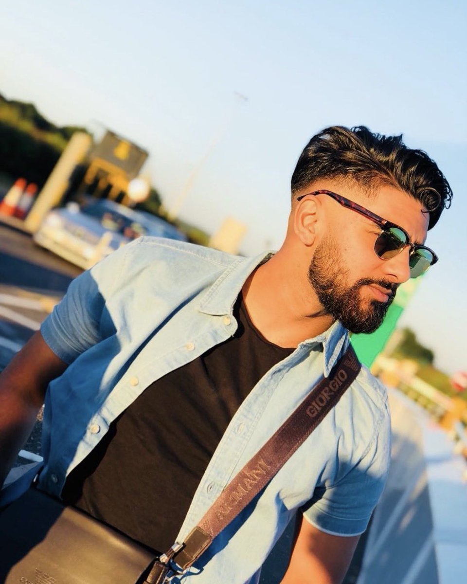 Another big 3 points for the Gurus today 

Real Gima 0 - 3 GNG 

Goalscorers: 

Goodwin
Callum C x2 

MOTM Dilj Boora, deserved it today covered everything at the back. Not like his award for player of the year last year. 👀👀