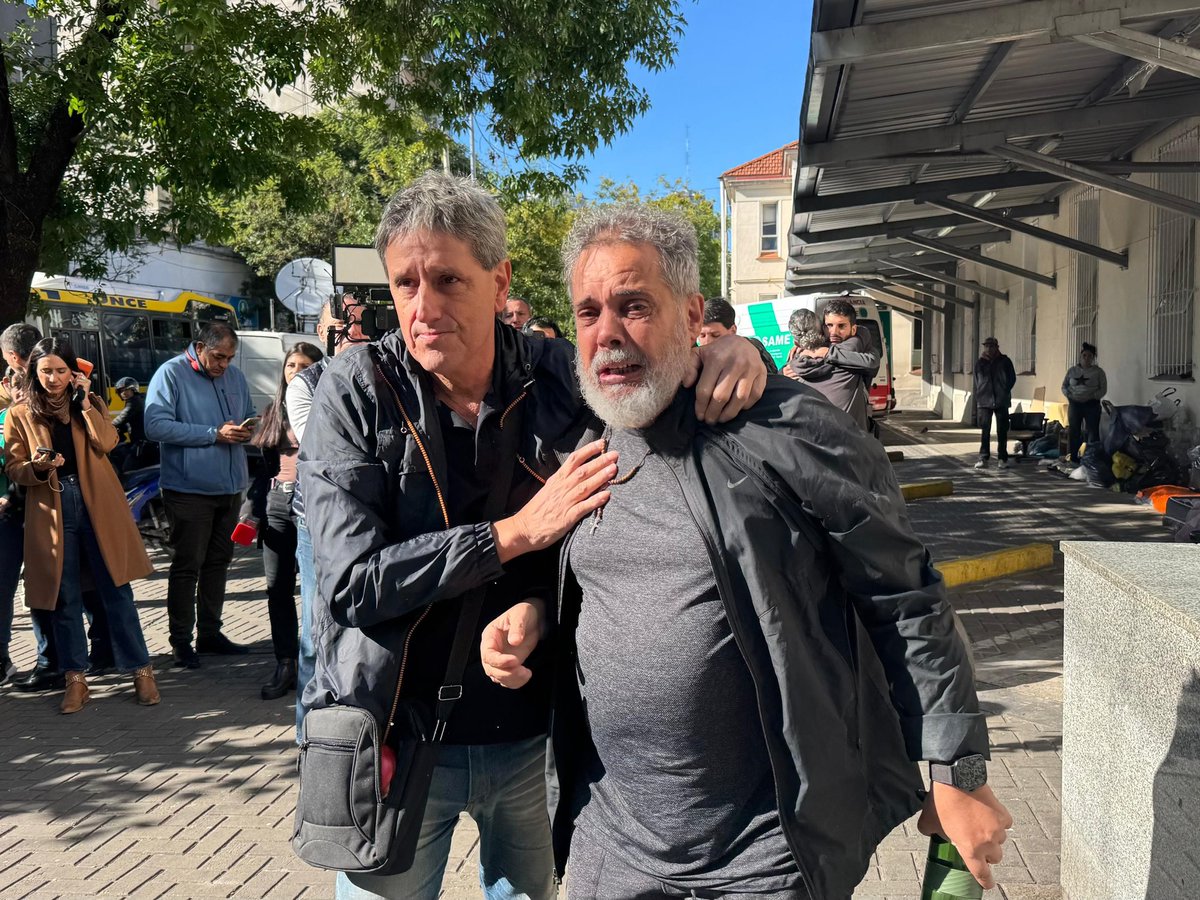 Parte del Aire (@partedelaire25) on Twitter photo "Pablo está mejor, evolucionando día a día. ¿Cómo ayudarlo? Manteniendo el tema en agenda, y advertir que en el senado va a estar una persona con una malicia incomparable. Lo de <a href="/PatoBullrich/">Patricia Bullrich</a> es incomprensible".
🗣️ Fabián Grillo en Parte del Aire "Pablo está mejor, evolucionando día a día. ¿Cómo ayudarlo? Manteniendo el tema en agenda, y advertir que en el senado va a estar una persona con una malicia incomparable. Lo de <a href="/PatoBullrich/">Patricia Bullrich</a> es incomprensible".
🗣️ Fabián Grillo en Parte del Aire
