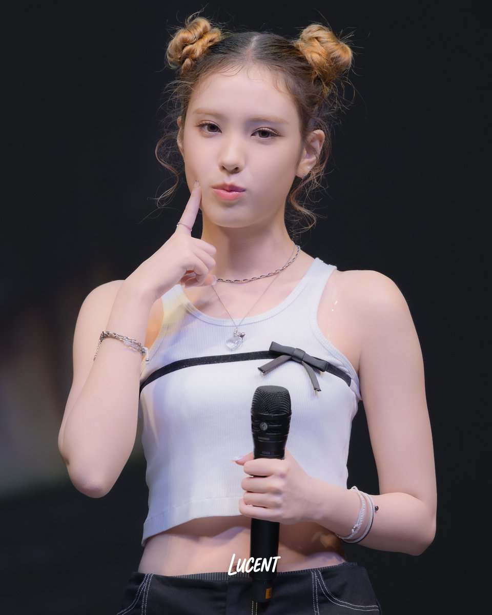 251019 심훈상록문화제
오랜만에 봐서 너무 좋았어💛💙
#MYAH #마야
#ODDYOUTH #오드유스
#Play_with_us
#오드유스_심훈상록문화제