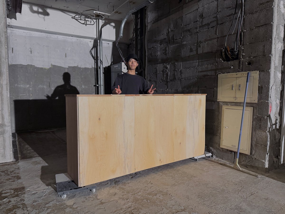 本日は資材の買い出しと
レジカウンターの製作を行いました💪

途中トラブルもありましたが、なんとか予定作業を完了✨
手作り感はありますが、イメージ通りに仕上がってきました！

ここから塗装して完成予定です🎨

引き続きオープンまで頑張りますので、
応援＆拡散よろしくお願いいたします💪

👉