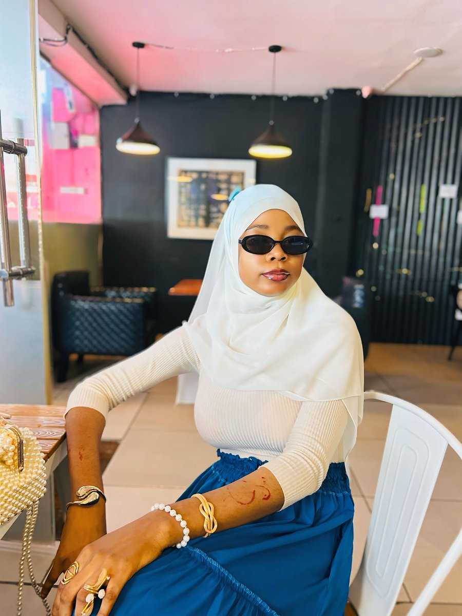 𝓣𝓱𝓪𝓽 𝓨𝓸𝓻𝓾𝓫𝓪 𝓗𝓲𝓳𝓪𝓫𝓼𝓽𝓮𝓻😎💛 tweet media