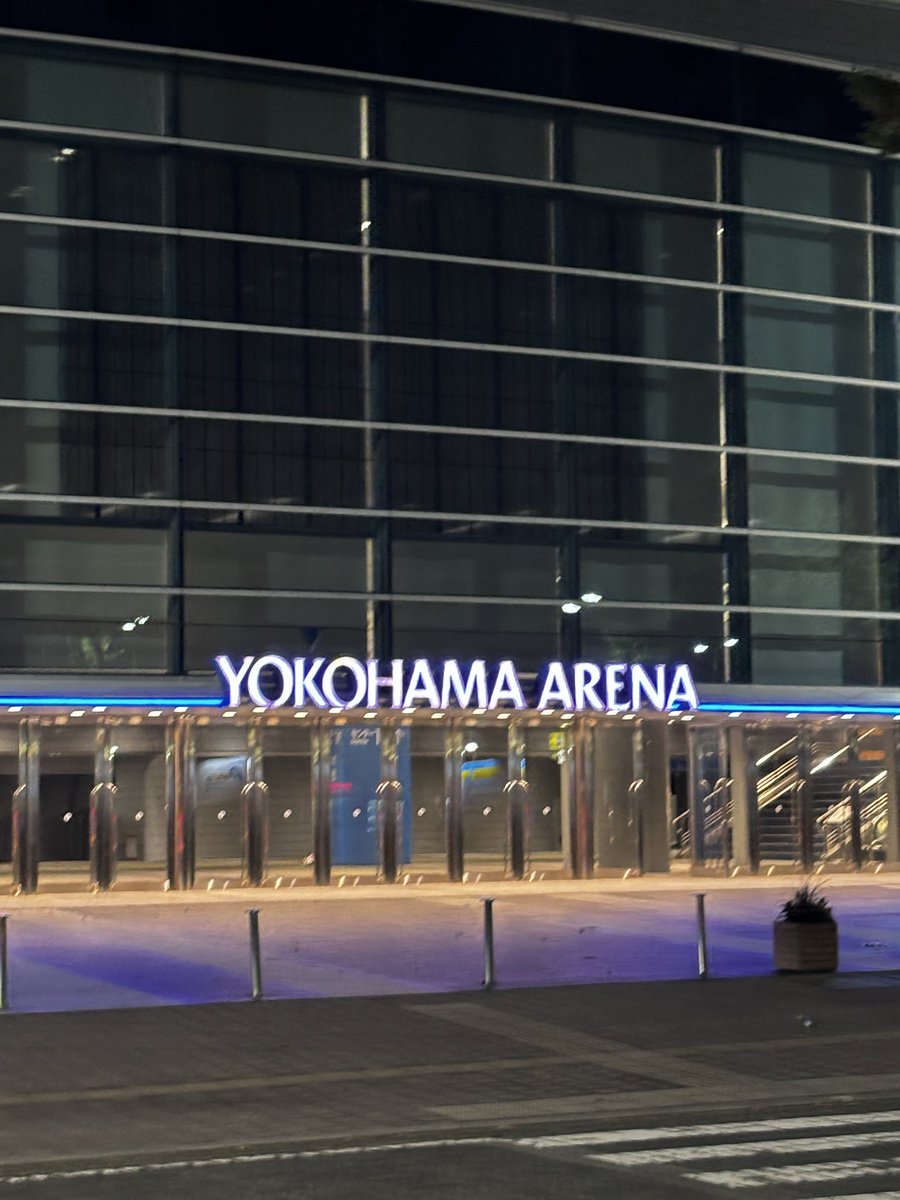haruka_milmon's tweet photo. 本日は株式会社DDin横浜アリーナ
ありがとうございました！

俺、横浜アリーナでソロで歌ったよ！
泣かないでステージやりきれたよ！

たくさんの方に支えていただいてこんなにも大きなステージに立つことができました🙇

これからもMilky Monsterの応援をどうぞよろしくお願いします！ https://t.co/odel2eU1Ow