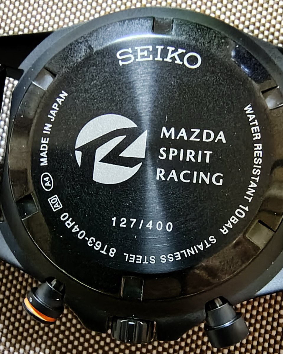 inaka_no_kappa's tweet photo. 127/400が届きました!
光の当たり方とか角度によって文字盤の色味が微妙に違って見えるのがGoodでございます。
#MAZDASPIRITRACING
#SEIKO
#SILVERFACE https://t.co/SVYYJS9CDq
