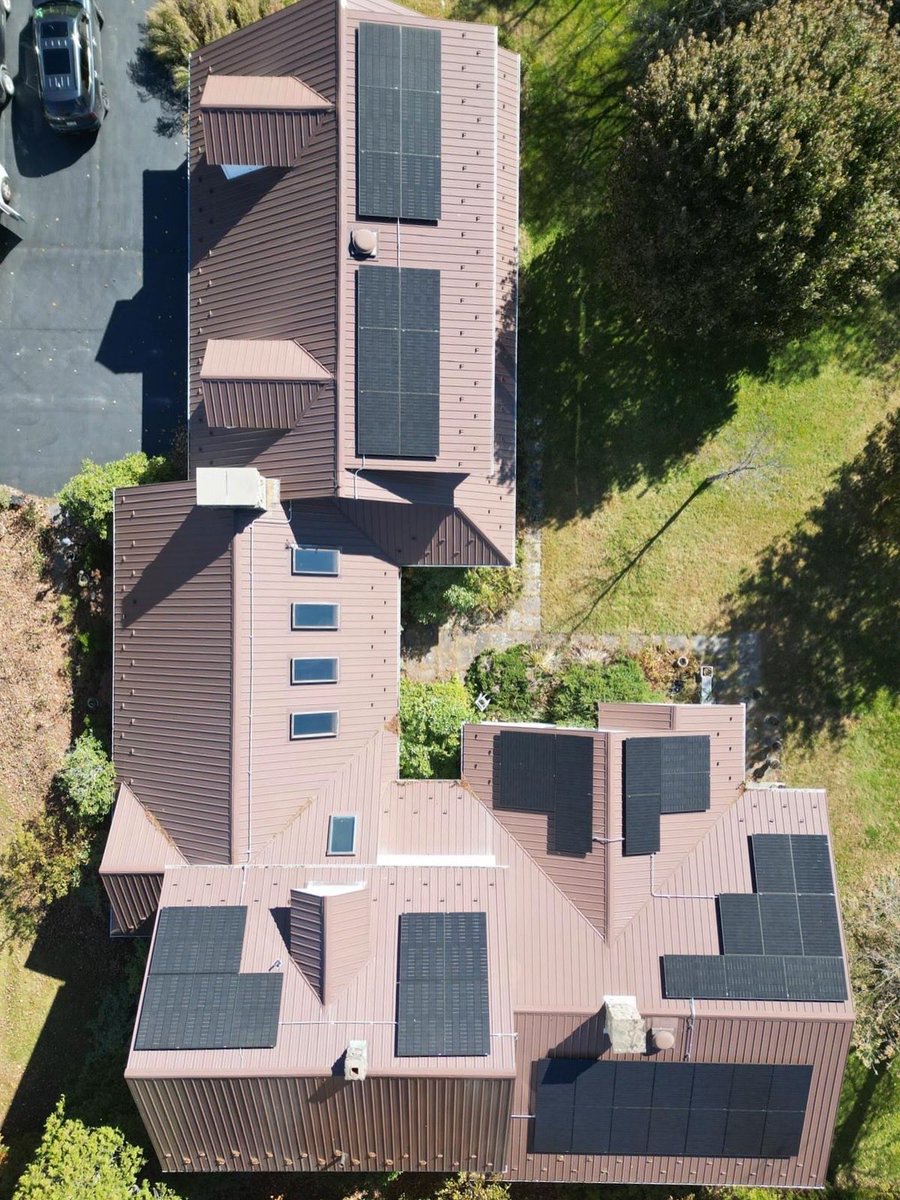 New York State Solar Farm tweet media