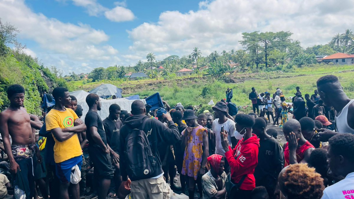 A big thank you to everyone who donated towards the food donation &amp; outreach at Waterloo Community 🙏 Your support helped feed and bring hope to our brothers still struggling with addiction. May God bless you all for your kindness ❤️ #KickStartLives #EndDrugAbuse