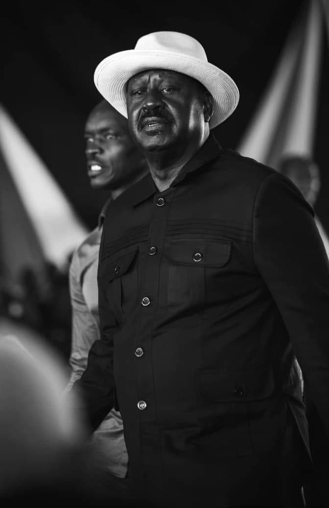 __HeardEmSay's tweet photo. Death leaves a heartache no one can heal, love leaves a memory no one can steal.

To live in hearts we leave behind is not to die.

The song is ended, but the melody lingers on. We'll miss you baba https://t.co/Rs3tmDTWkV