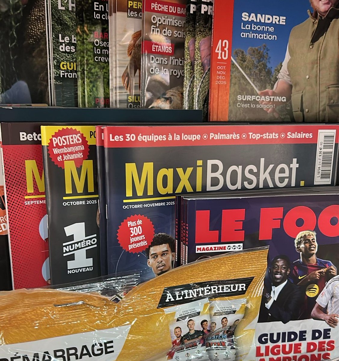 En kiosque, triple dose de basket avec le retour de MaxiBasket :
📘 Guide LNB/LFB
📙 Guide NBA
📕 Magazine #1

De quoi préparer la saison !