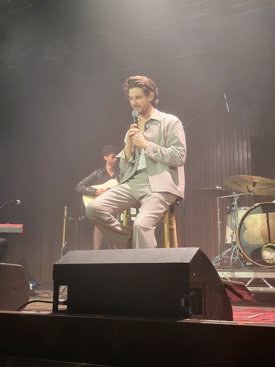 Caryarit Ferrer (@caryarit) on Twitter photo 