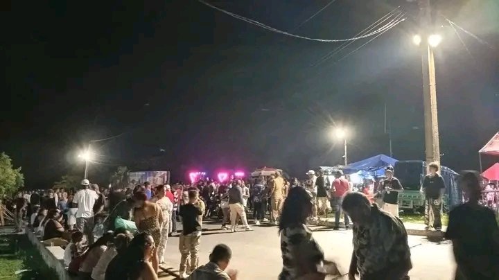 Portal_Gob_Isla's tweet image. Noches pineras, el malecón activado con varias ofertas y música para todas las edades en la #IsladelaJuventud #SentirPinero #PoderPopular