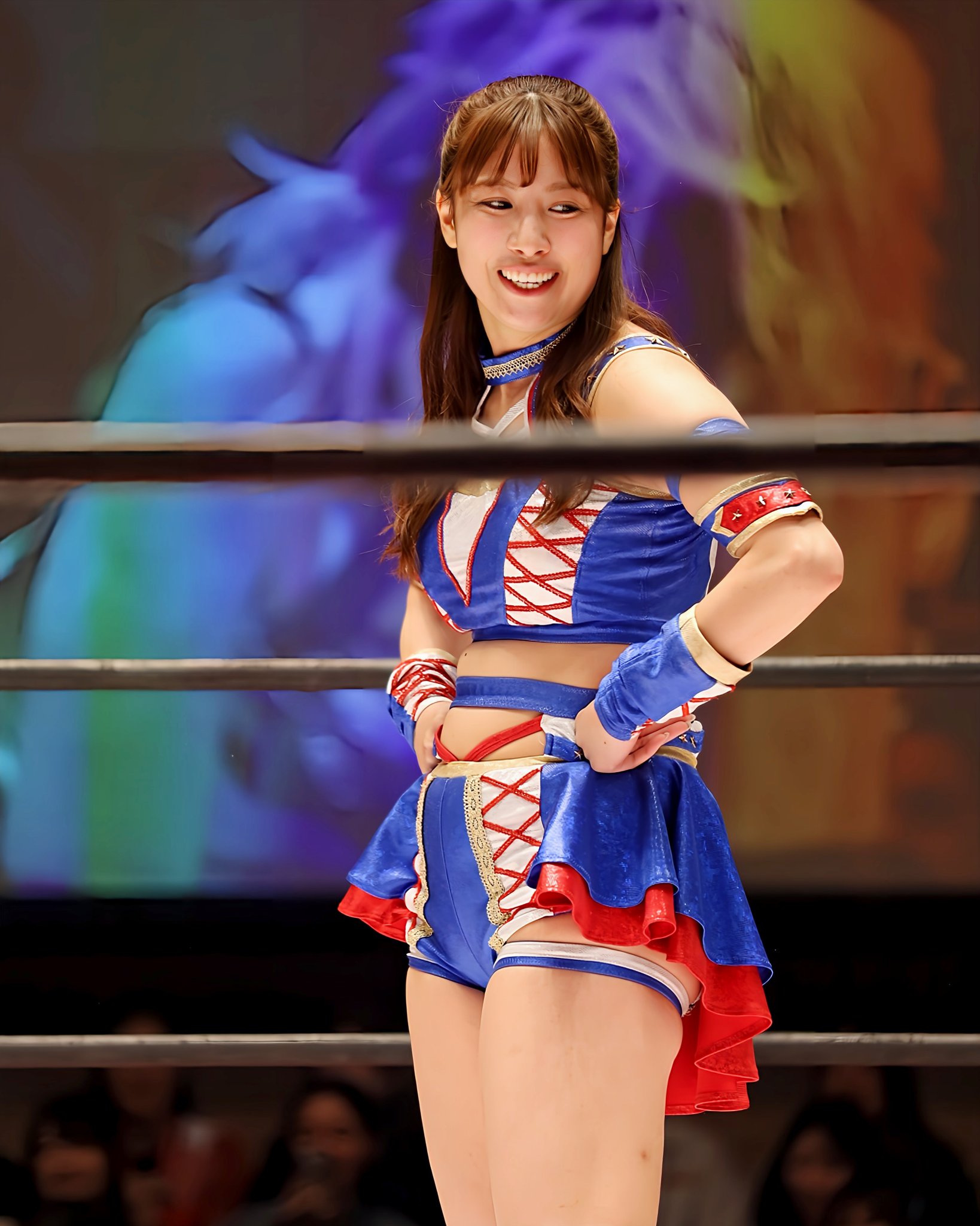 BBM2023女子プロレス 40枚限定インサート版直筆サインカード 荒井優希