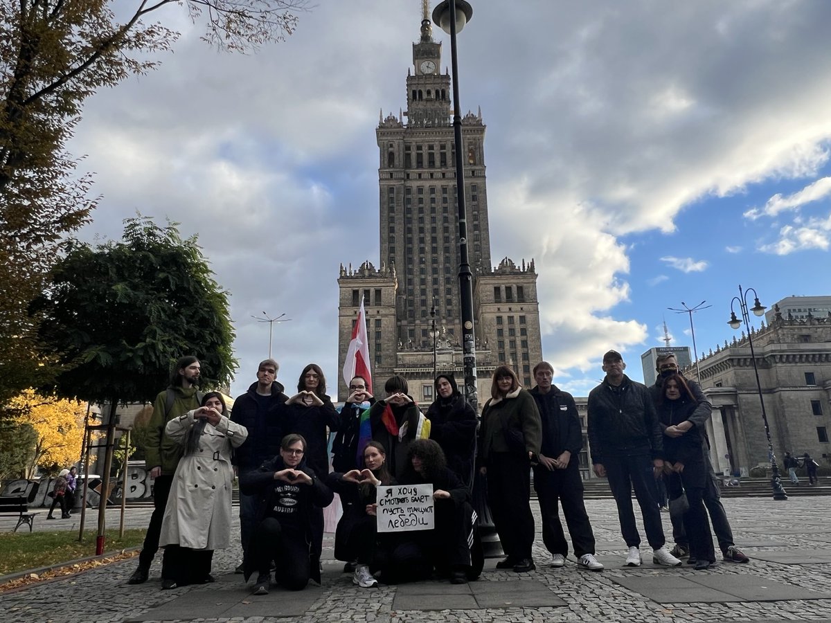 Провели в Варшаве песенный ивент в поддержку Наоко, всем спасибо, все большие молодцы, кто пришел!

#свободунаоко