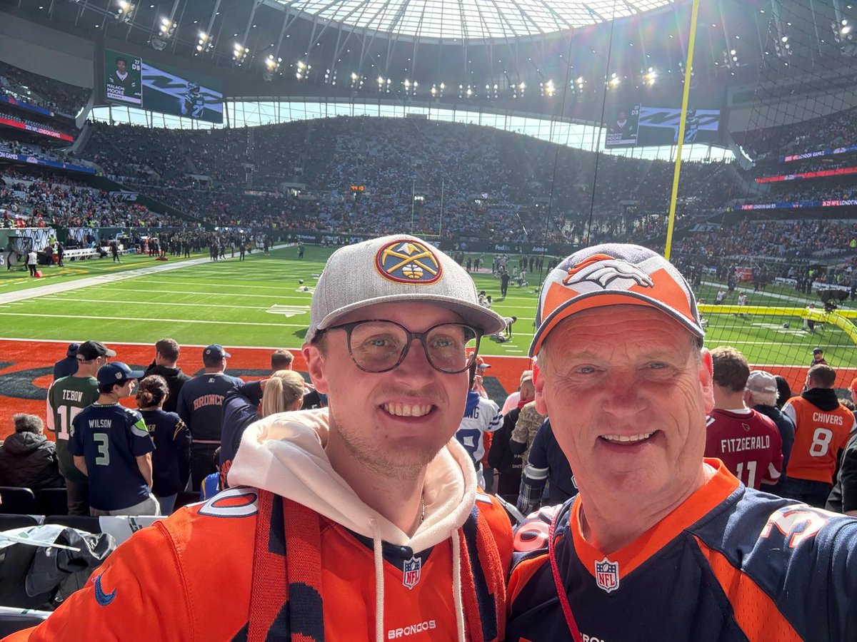 tilmann92's tweet image. Last weekend in London. My dads first nfl game. My fourth broncos game and third win😁👍

@Broncos @BroncosEUR_DACH @UKDenverBroncos @BroncosEUR