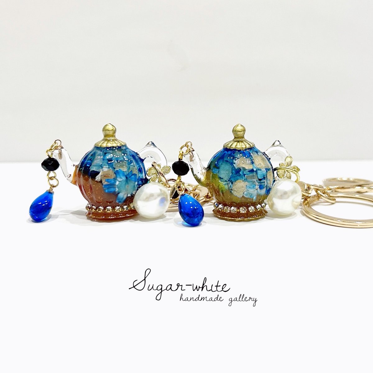 Sugar-white tweet media