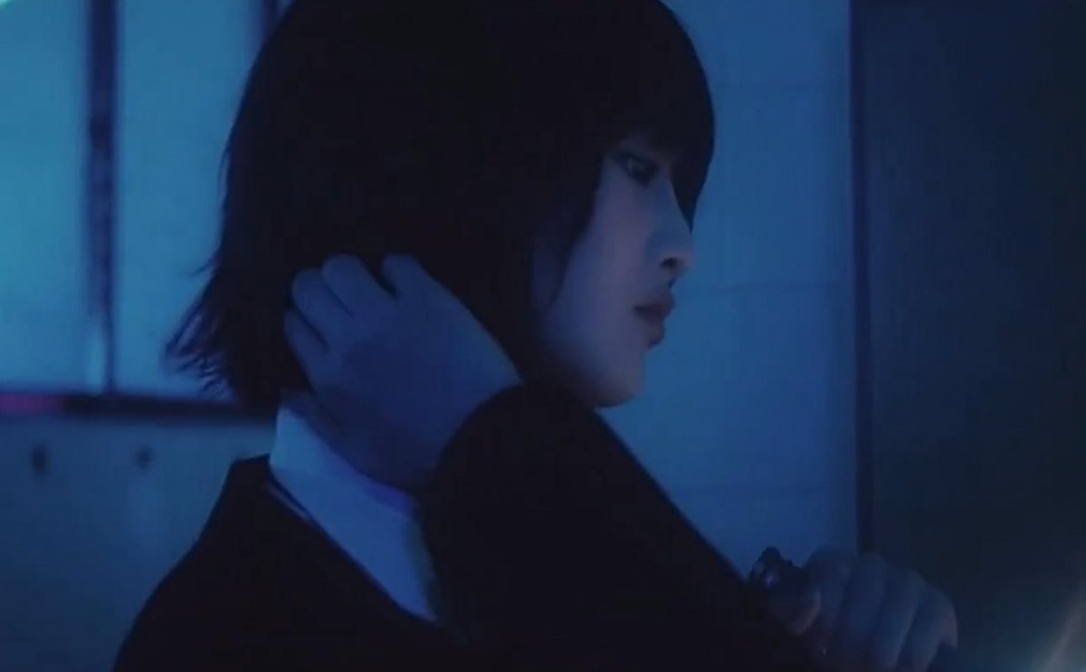 hourlyminniee's tweet image. she looks so fine