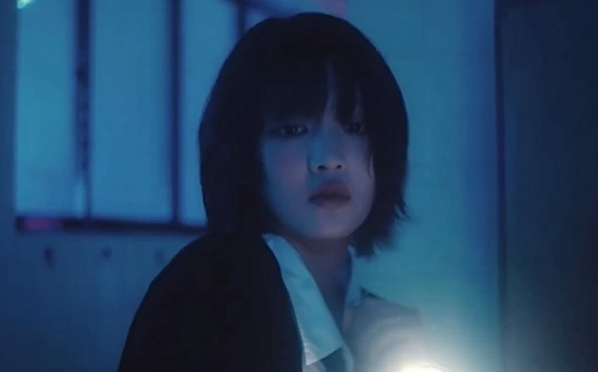 hourlyminniee's tweet image. she looks so fine